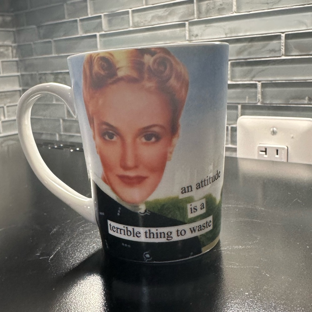 Set of Two Anne Taintor Coffee Mugs - Picture 10 of 13